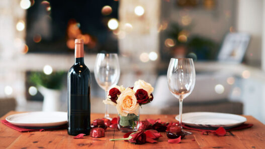 2026 yılında Sevgililer Günü İçin İstanbul’da Öne Çıkan Yemek ve Konaklama Deneyimleri