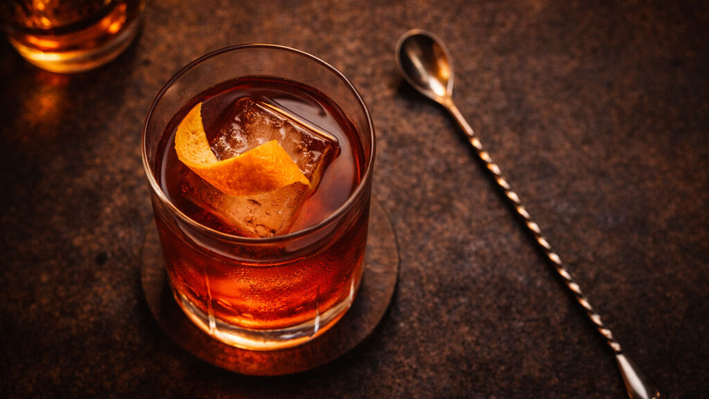 Boulevardier ve Bar Kaşığı