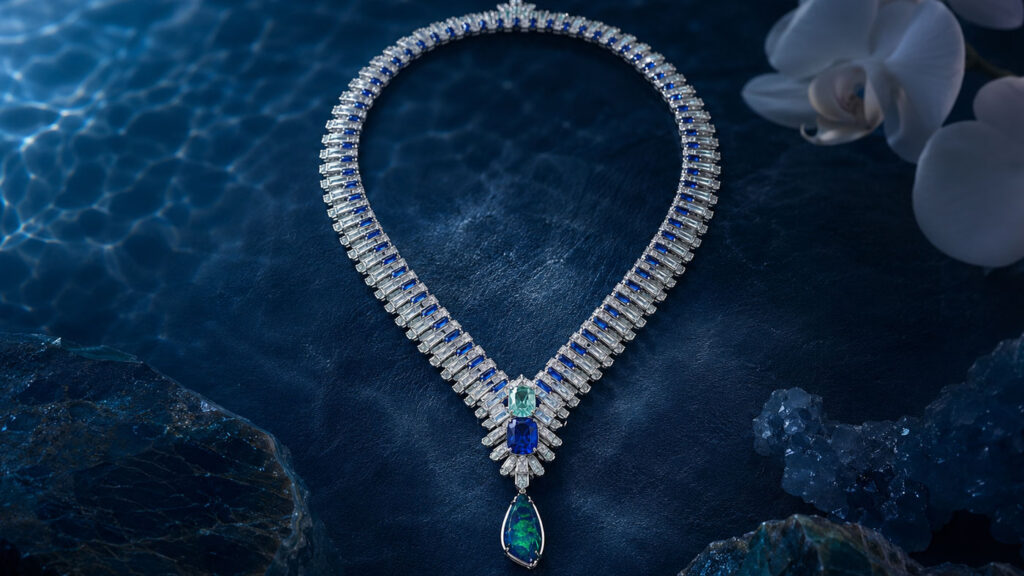 Piaget Blue Illusions safir Paraíba turmalin ve siyah opal yüksek mücevher kolyesi